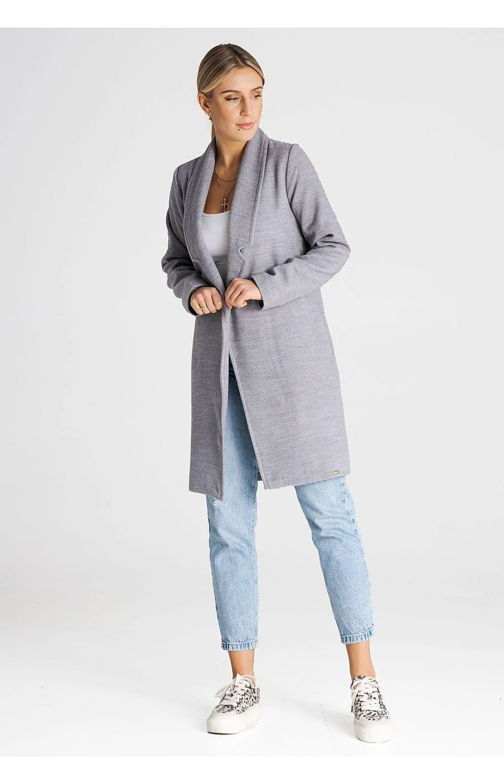 Elegant Collared Coat with Belt Option