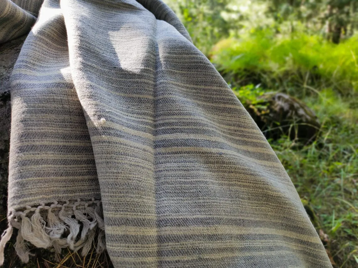 Unisex oversized wool scarf
