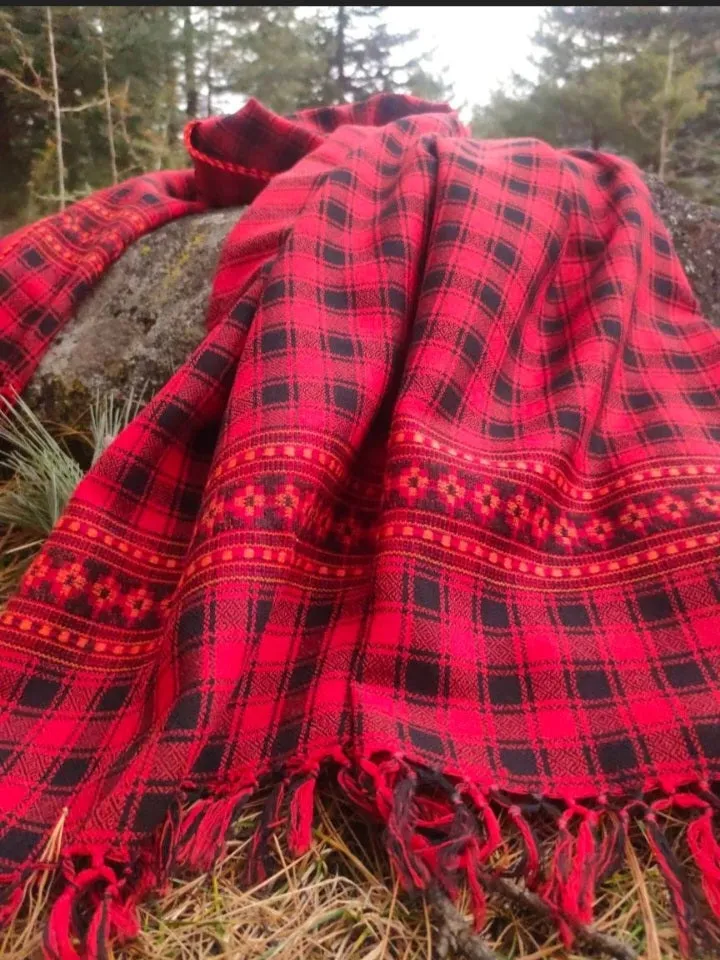 Unisex wool scarf